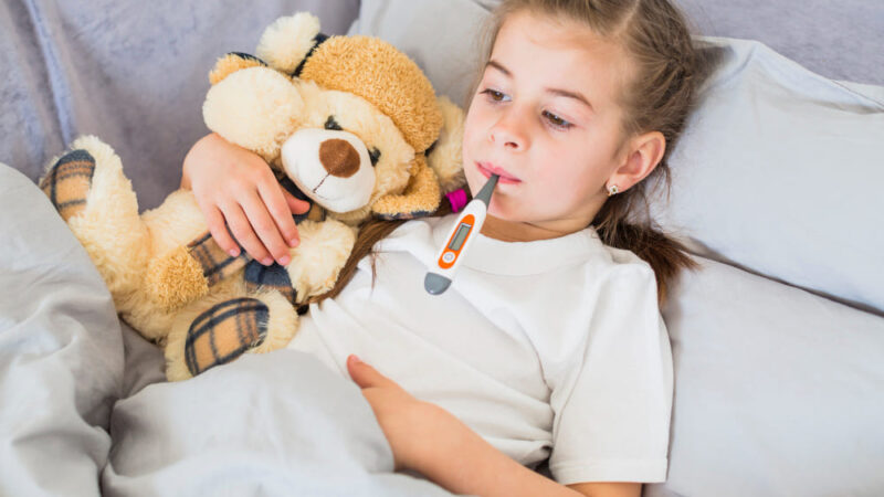 39 graders feber barn: Så lindrar du febern och skyddar ditt barn